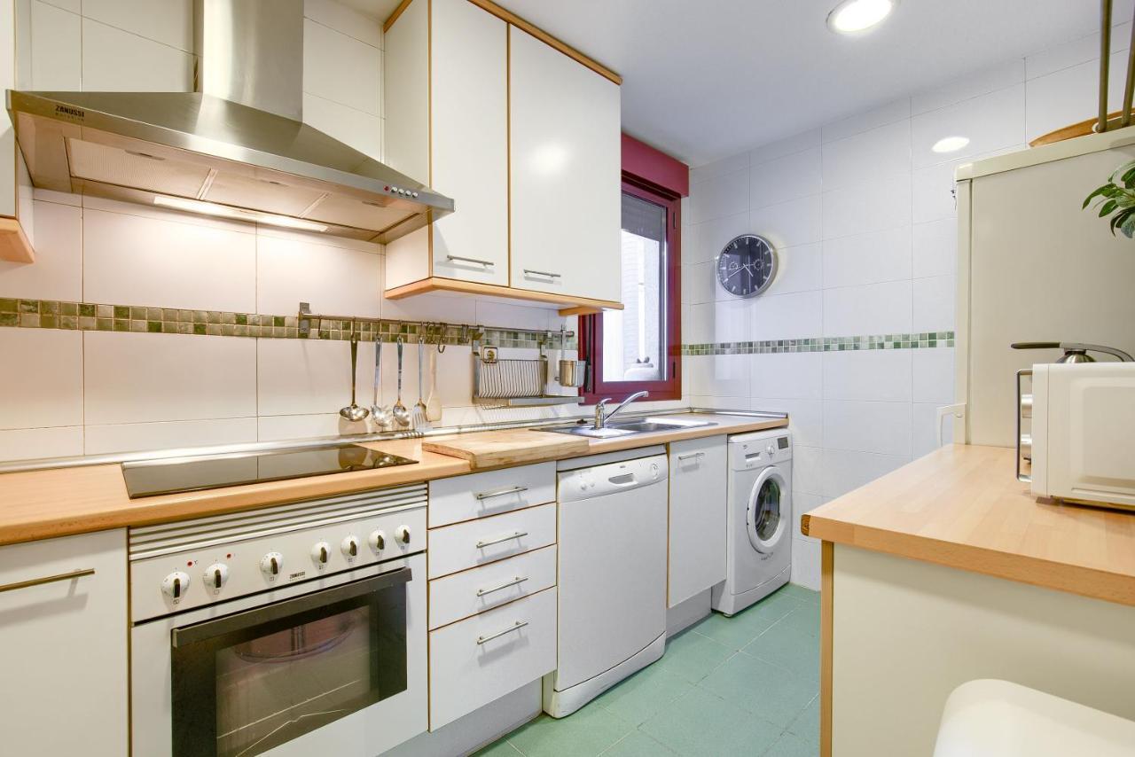 Apartamento En Chamberi Con Piscina - Lovely Apartment In The City Center With Swimming Pool マドリード エクステリア 写真