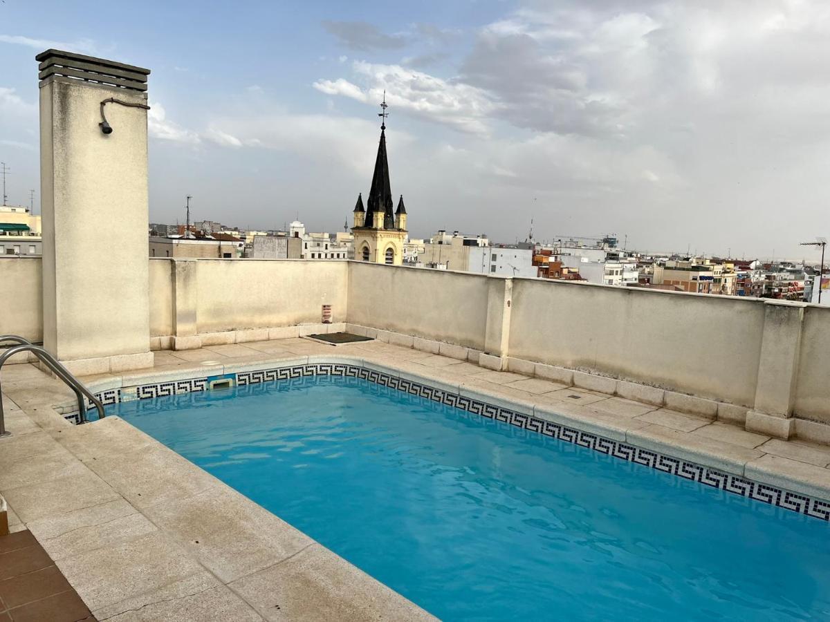 Apartamento En Chamberi Con Piscina - Lovely Apartment In The City Center With Swimming Pool マドリード エクステリア 写真